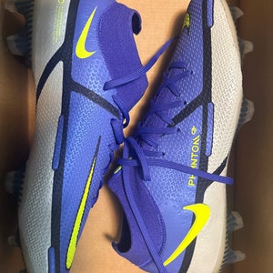 Purple Men's Size M 8.5 (W 9.5) Nike Phantom GT2 Elite FG Cleats (New)