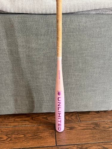 2026 Easton Ghost Unlimited Composite Bat (-11) 19 oz 30" (Used)
