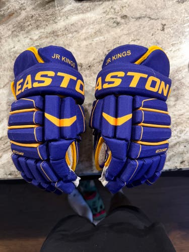 Easton EQ50 Gloves 14" (Used)