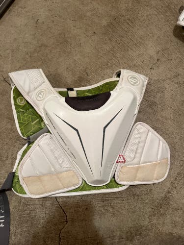 Medium Adult Maverik M5 Shoulder Pads (Used)