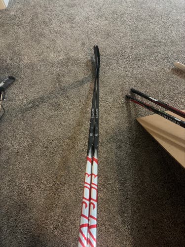 2 pack New Bauer Vapor RH P92 77 Flex