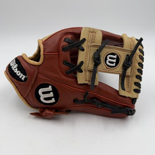 Wilson a550 11” infield Baseball Glove