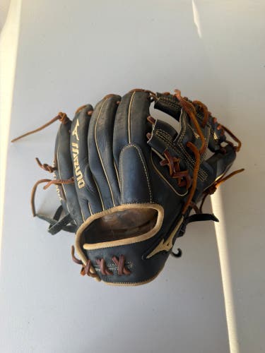 Mizuno Prospect Select RH Infield Baseball Glove 11.5" (Used)