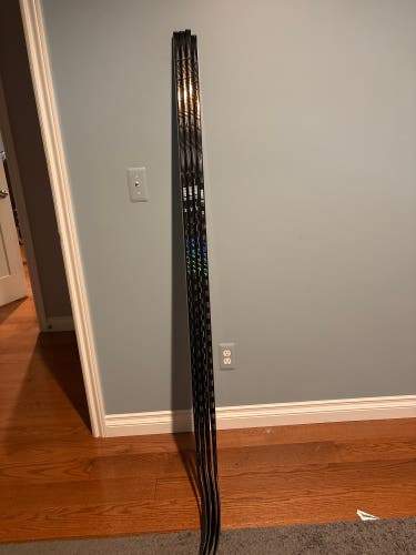 Senior Bauer Vapor Flylite Left Hand Hockey Stick P92 77 Flex (New)