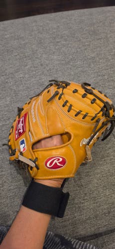 Rawlings RH Catcher's Heart of the Hide Catchers Mitt 33" (New)