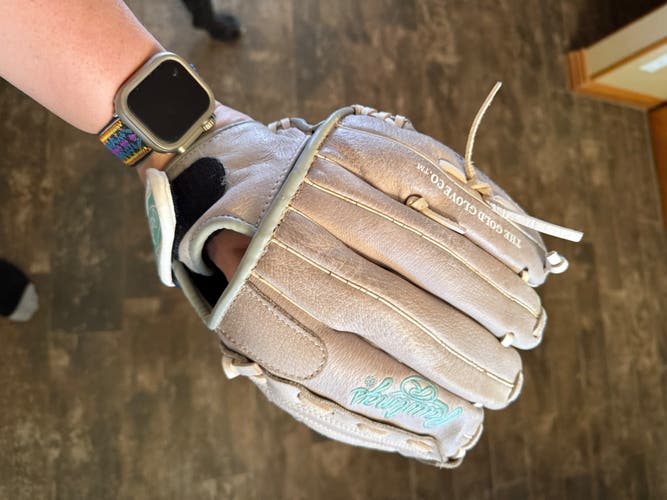 Rawlings Sure Catch RH Softball Glove 11.5" (Used)