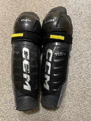 Senior CCM Tacks AS-V 16" Shin Pads (Used)