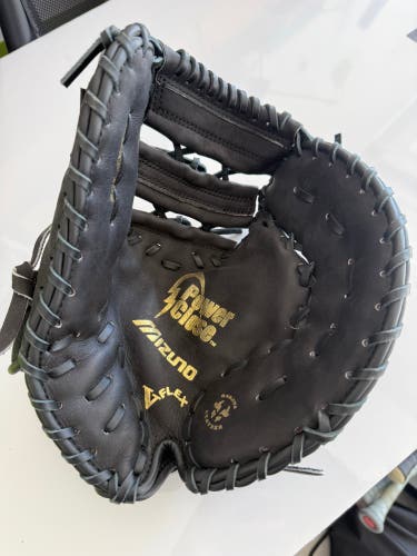 Mizuno Prospect RH First Base Baseball Glove 12" (Used)