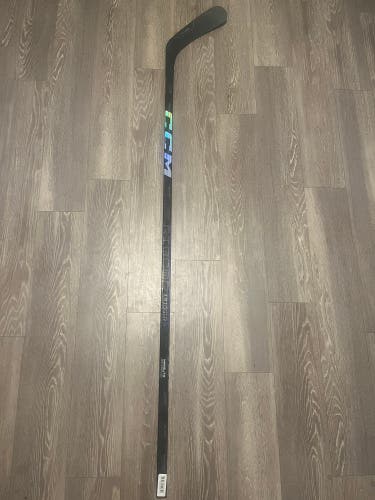 Senior CCM Ribcor Trigger 9 Pro Right Handed Hockey Stick P29 75 Flex (New)