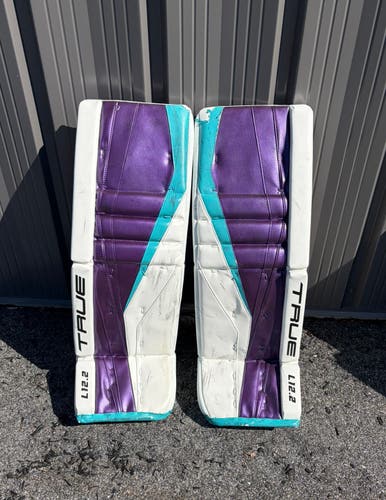 34" True L12.2 Goalie Leg Pads (Used)
