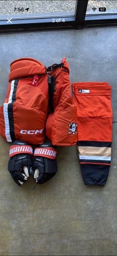 Men's Senior XL CCM HP45 Hockey Pants Pro Stock (New)