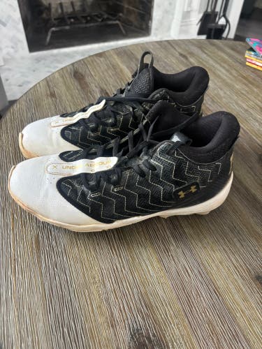 Black Men's Size M 8.5 (W 9.5) Youth Under Armour Bryce harper High Top Molded Cleats (Used)