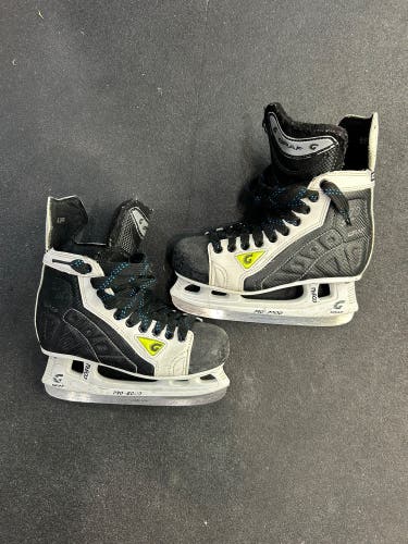 Intermediate Graf Supra 370 Hockey Skates | Size 5.5