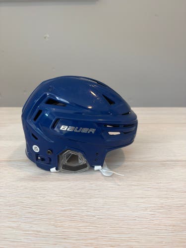 Medium Bauer Re-Akt 155 Helmet (New)