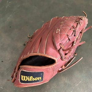 Wilson RH Infield A2150 Baseball Glove 11"