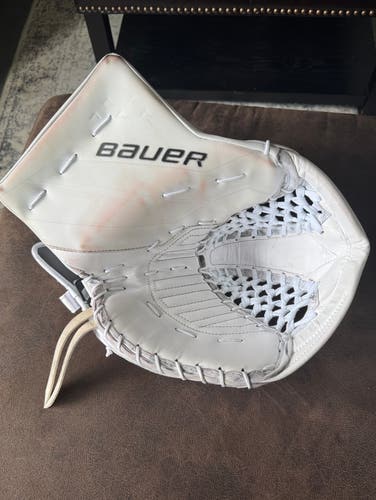 “Ullmark Spec” Bauer Shadow Glove
