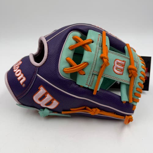 Wilson A2000 1975 11.75 GOTM Infield Baseball Glove