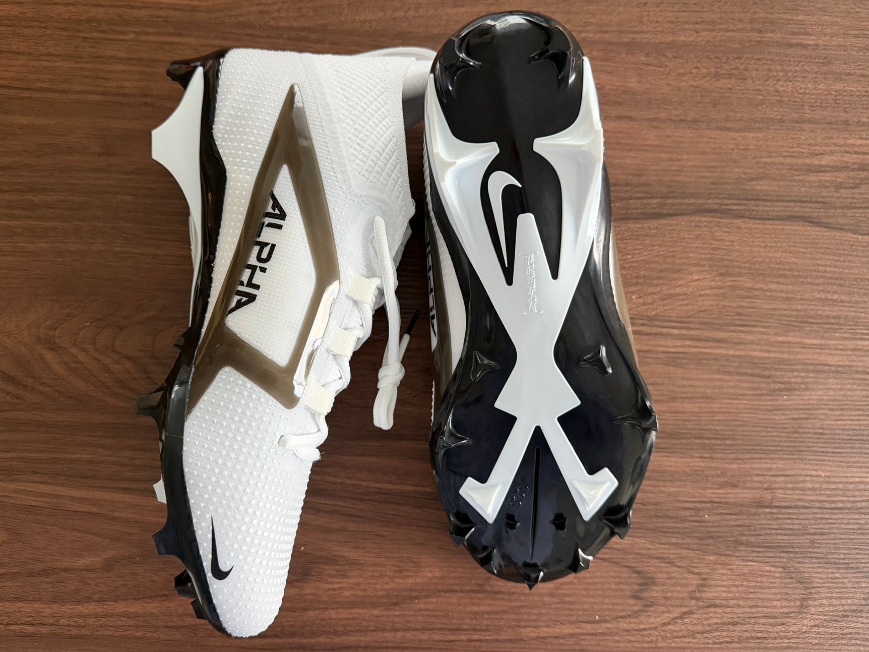 Nike Alpha Menace Elite 4 Wide P  display picture 3