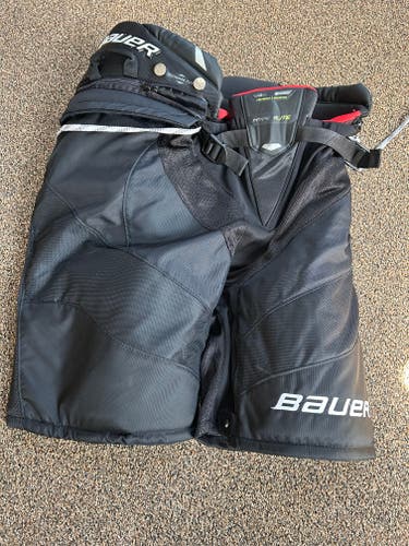 Men's Intermediate Medium Bauer Vapor Hyperlite Hockey Pants (New)