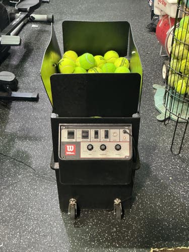 Used Wilson Racquet Accessory 10743-C000483186