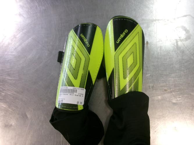 Used Umbro Soccer Shin Guards Adult Yellow MD 11868-S000070705