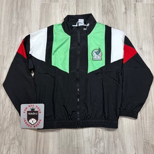 L Mexico EQT Wind Breaker 2026