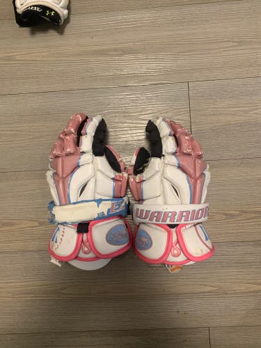 Warrior Burn Lacrosse Gloves (Used)