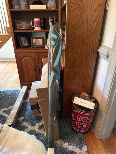 2025 Louisville Slugger Atlas Alloy BBCOR Certified Bat (-3) 30 oz 33" (Used)