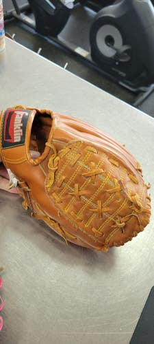 Used Franklin COWHIDE 11.5 BB/SB Glove RH Throw None 11 1/2" 11497-C000160037