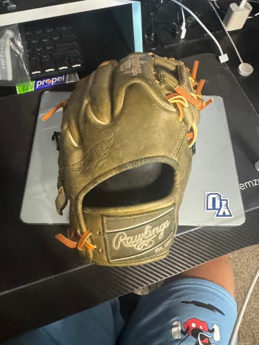 Rawlings Heart of the Hide PROR204 RH Infield Baseball Glove 11.5" (Used)