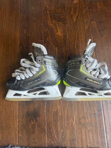 2024 Bauer Elite Hockey Goalie Skates Regular Width Size 2 (Used)