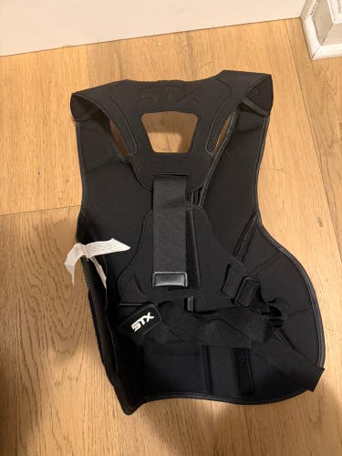 Large Adult STX Shield 600 Shoulder Pads (Used)