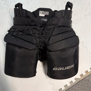 Senior Medium Bauer GSX Hockey Goalie Pants (Used)