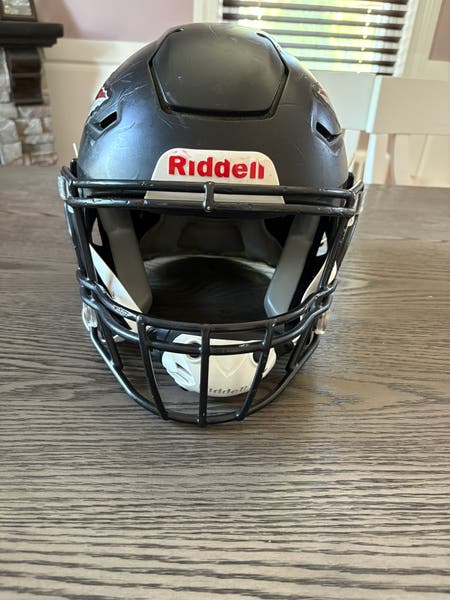 black speedflex helmet youth Riddell Football with Facemask, Speed Flex Helmet for Football : Sports & Outdoors The Flex System has flexibility engineered into the shell Black Speedflex Helmet Youth Riddell