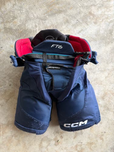 Junior Small Men’s CCM JetSpeed FT6 Hockey Pants (Used)