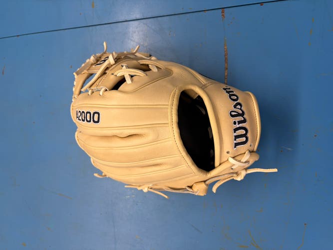 NEW Wilson A2000 11.5" 1786