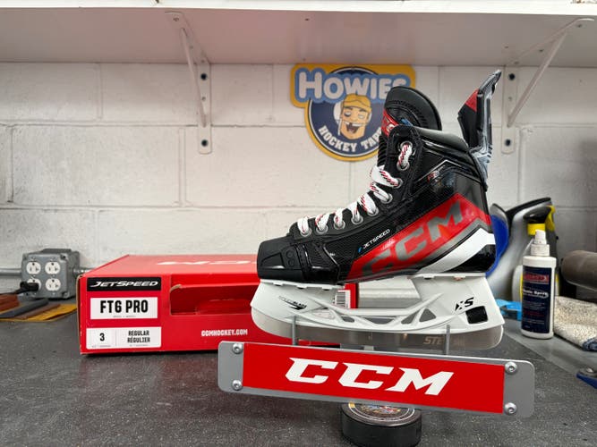 CCM JetSpeed FT6 Pro Hockey Skates Regular Width Size 3 (New)