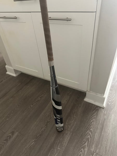 2025 Louisville Slugger Xeno Composite Bat (-10) 24 oz 34" (Used)