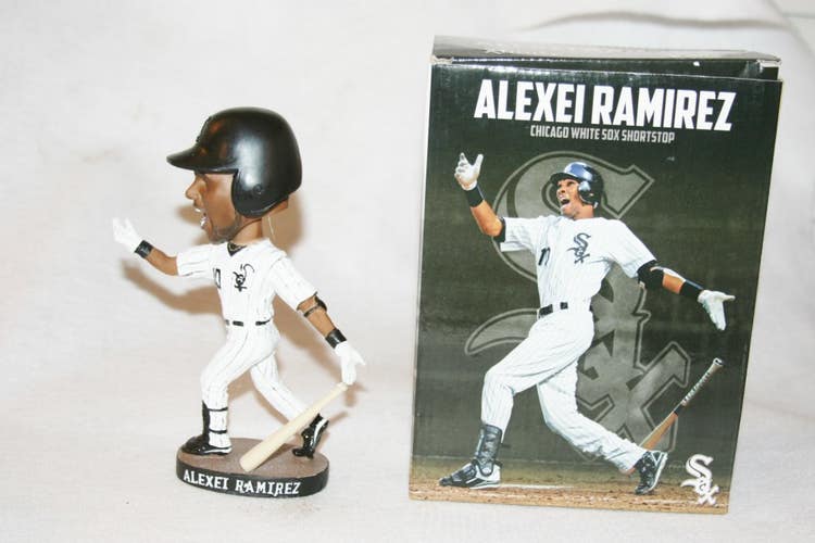 Chicago White Sox Bobble Head Alexei Ramirez Shortstop #10 MLB Bobblehead Nodder NIB