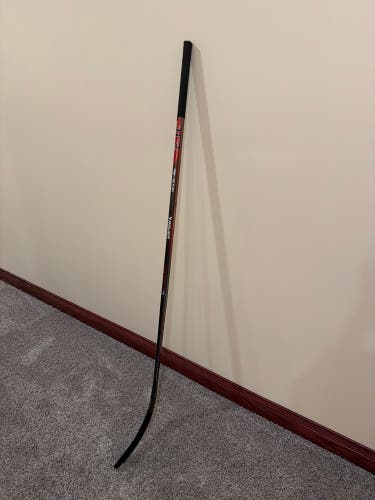 Intermediate Bauer Vapor X4 Left Hand Hockey Stick P88 50 Flex (New)