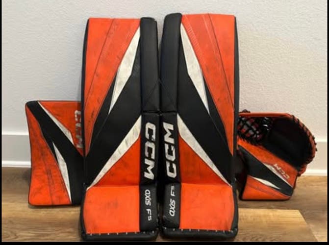 28" CCM Regular Goalie Full Set (Used)
