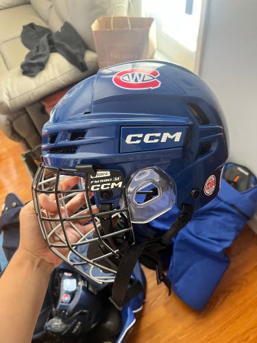 Medium CCM Tacks 720 Helmet (Used)