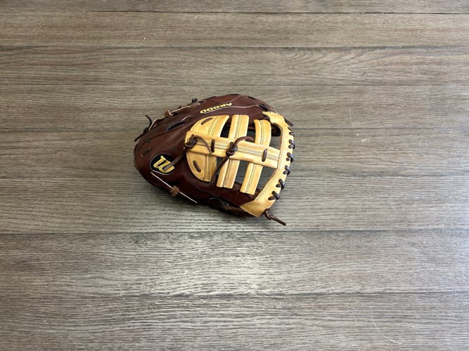 Wilson A2000 2800 12"  First Base Mitt