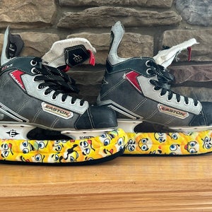 Easton Stealth S9 Hockey Skates Size 4.5 (Used)
