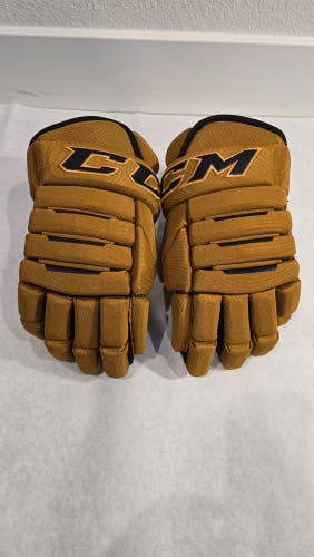 CCM Tacks Vector Plus Gloves 14" (Used)