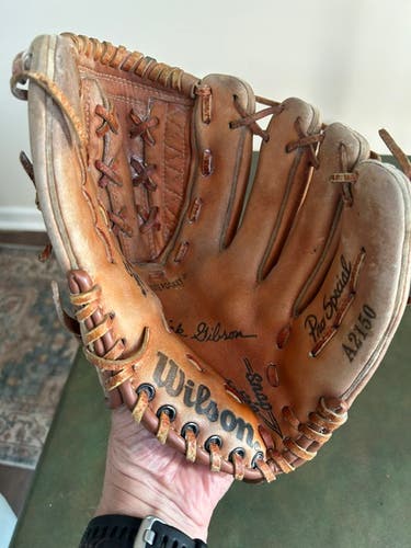 Wilson RH Infield A2150 Baseball Glove 11" (Used)