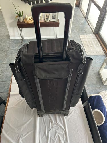 Beast Catcher's Bag (New)