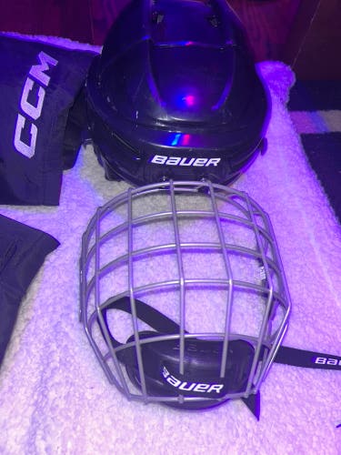 Large Bauer IMS 5.0 Helmet (Used)