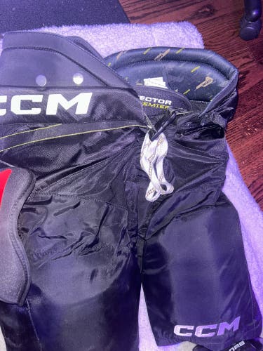 Men's Senior Large CCM Tacks Vector Plus Hockey Pants (Used)