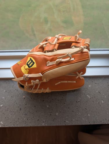 2024 Infield RH Wilson A2K Baseball Glove 11.75" (Barely Used!)